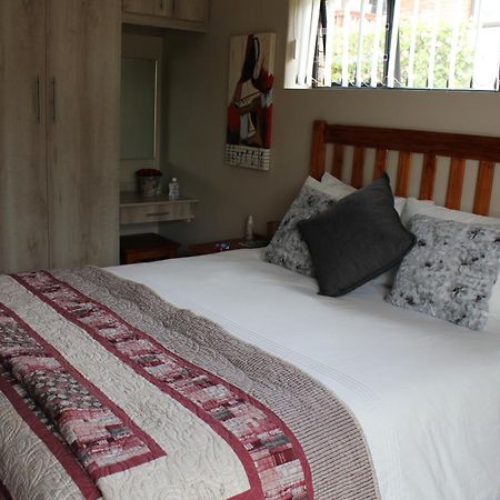 Bed and Breakfast Traveller'S Rest, Reebok Mossel Bay Exterior foto