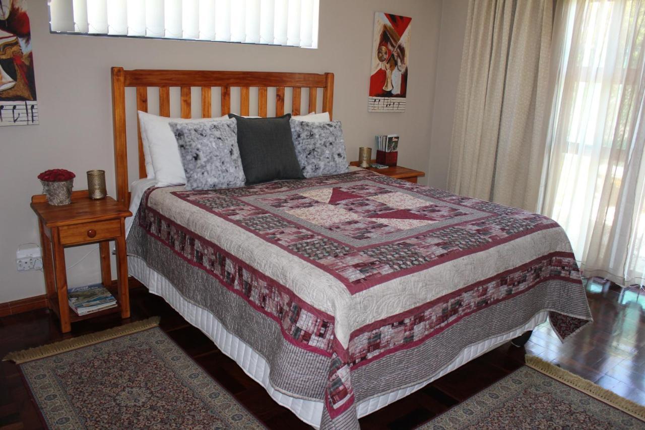 Bed and Breakfast Traveller'S Rest, Reebok Mossel Bay Exterior foto